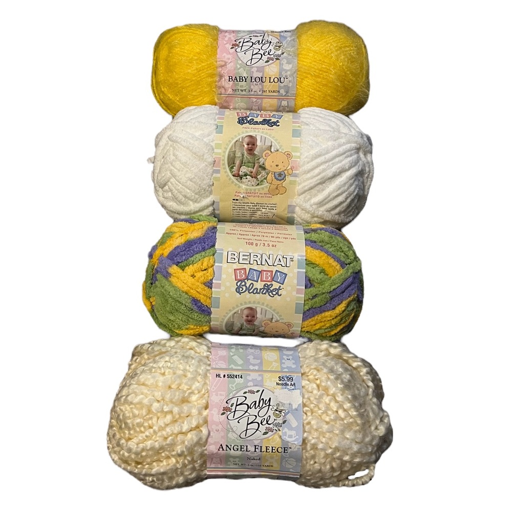 🌟NWT🌟 Bernat Baby Blanket and Baby Bee Yarn - 4 Skeins